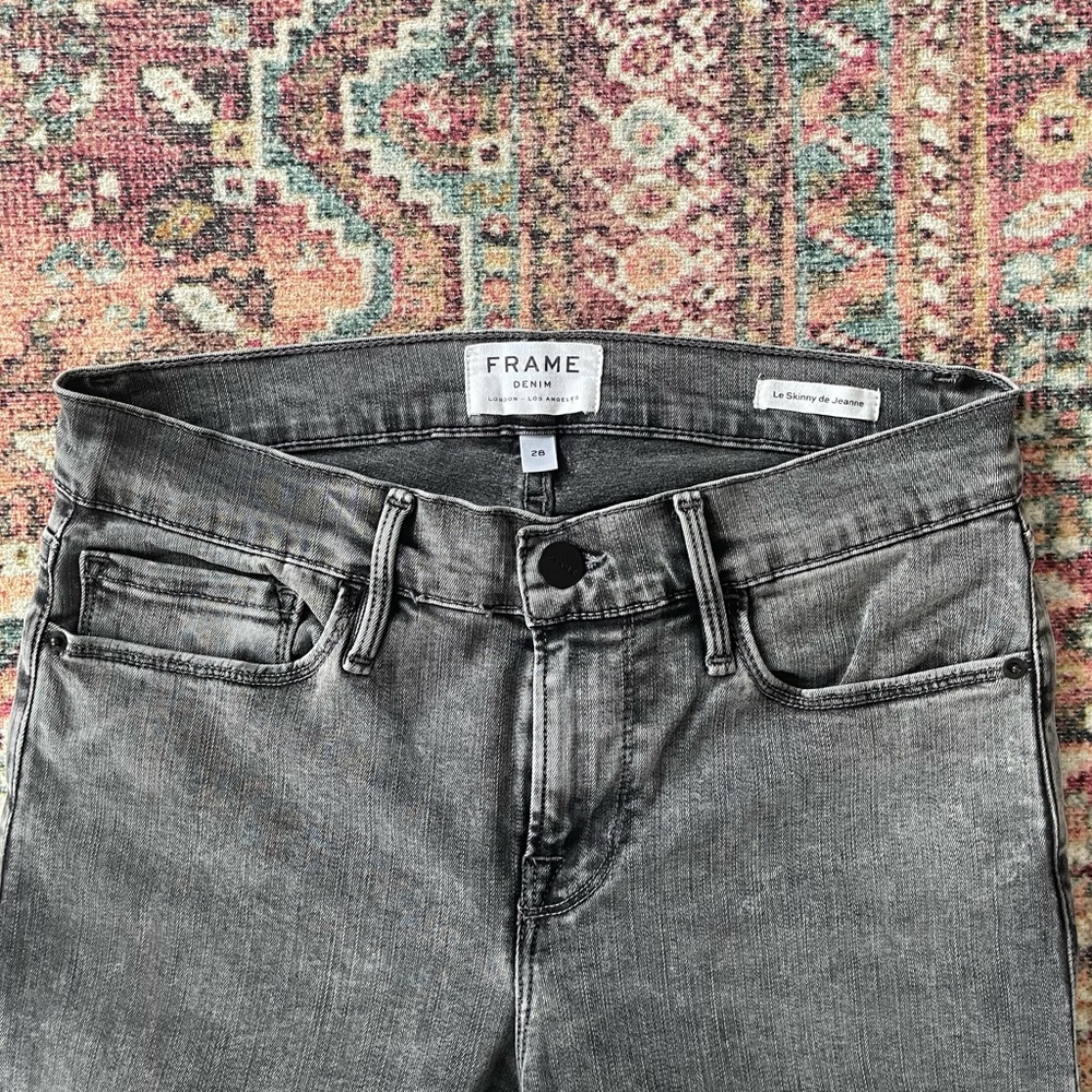 FRAME Le Skinny de Jeanne Raw Edge Skinny Jeans